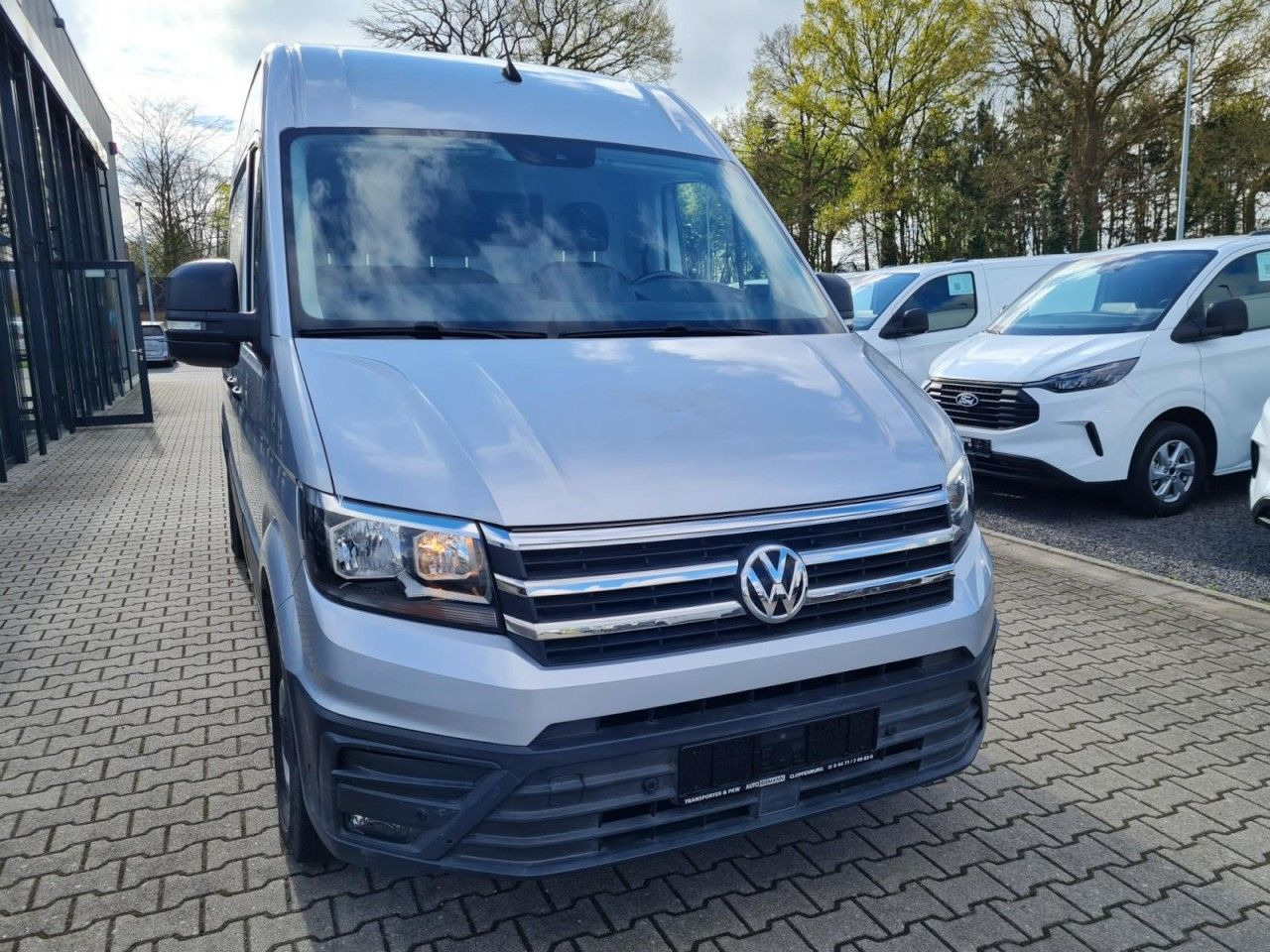 Volkswagen Crafter 35 Kasten TDI MR hoch NAVI KLIMA TEMPOMA - Fourgon utilitaire: photos 2 Volkswagen Crafter 35 Kasten TDI MR hoch NAVI KLIMA TEMPOMA - Fourgon utilitaire: photos 2