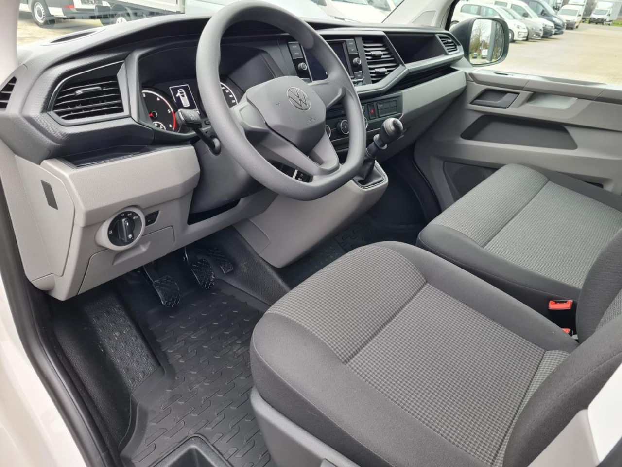 Fourgonnette Volkswagen T6.1 Kasten KR Heckklappe KAMERA KLIMA Navi App: photos 7 Fourgonnette Volkswagen T6.1 Kasten KR Heckklappe KAMERA KLIMA Navi App: photos 7