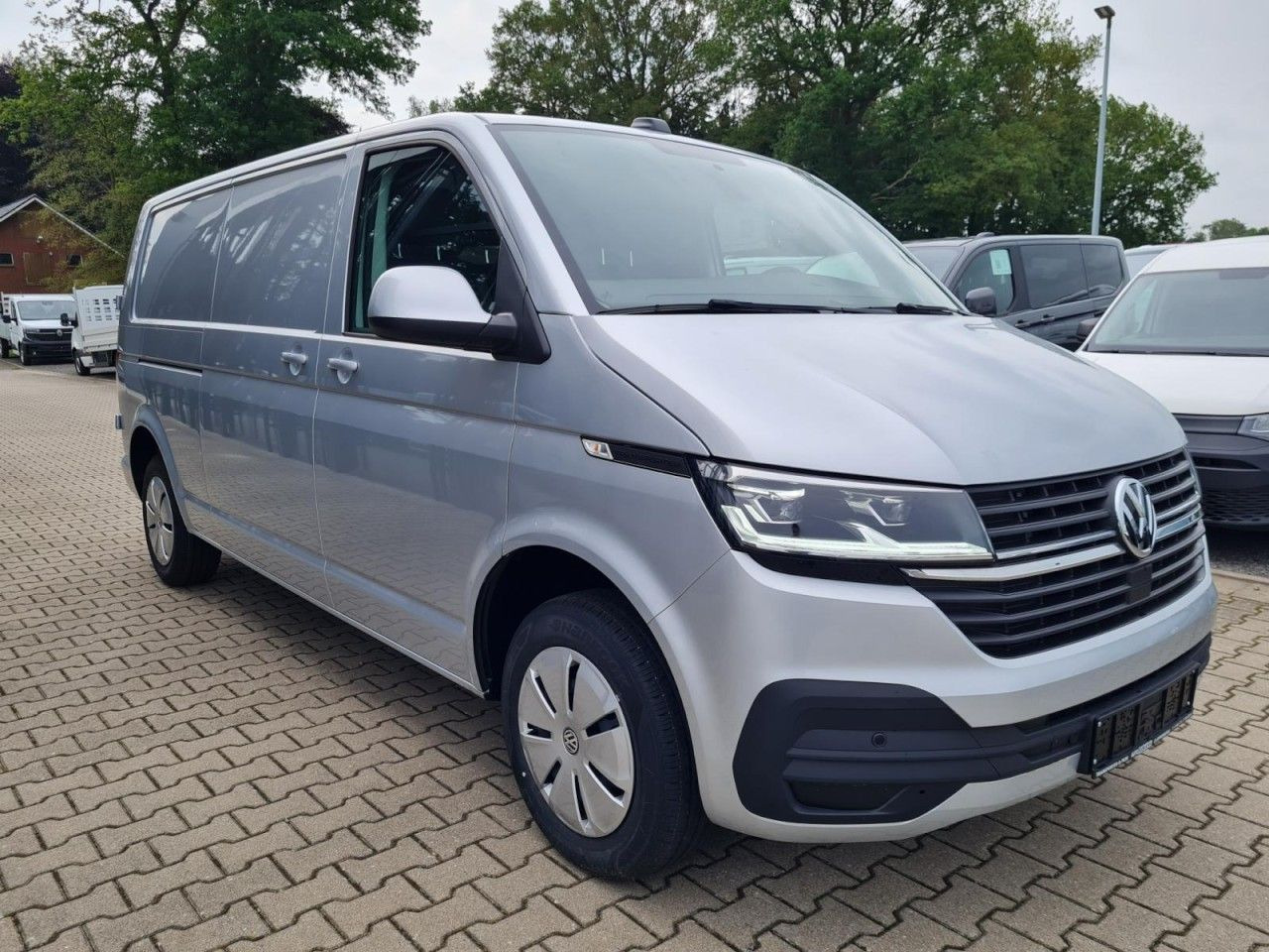 Volkswagen T6.1 Kasten TDI lang DSG LED KAMERA TEMPOMAT - Fourgonnette: photos 3 Volkswagen T6.1 Kasten TDI lang DSG LED KAMERA TEMPOMAT - Fourgonnette: photos 3