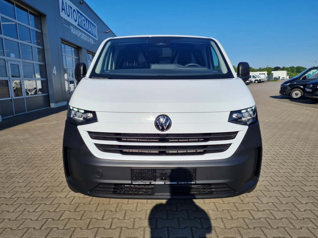 Volkswagen T7 Kasten TDi KR Heckklappe KLIMA PDC TEMPOMAT - Fourgonnette: photos 2 Volkswagen T7 Kasten TDi KR Heckklappe KLIMA PDC TEMPOMAT - Fourgonnette: photos 2