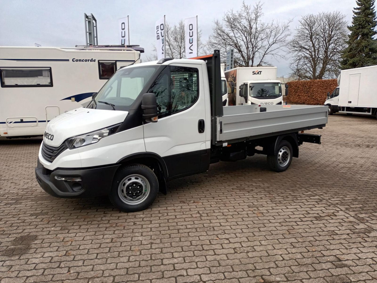 Iveco Daily 35S16H3.0Y *3,5m Pritsche *KLIMA*AHK*RA... - Utilitaire plateau: photos 2 Iveco Daily 35S16H3.0Y *3,5m Pritsche *KLIMA*AHK*RA... - Utilitaire plateau: photos 2
