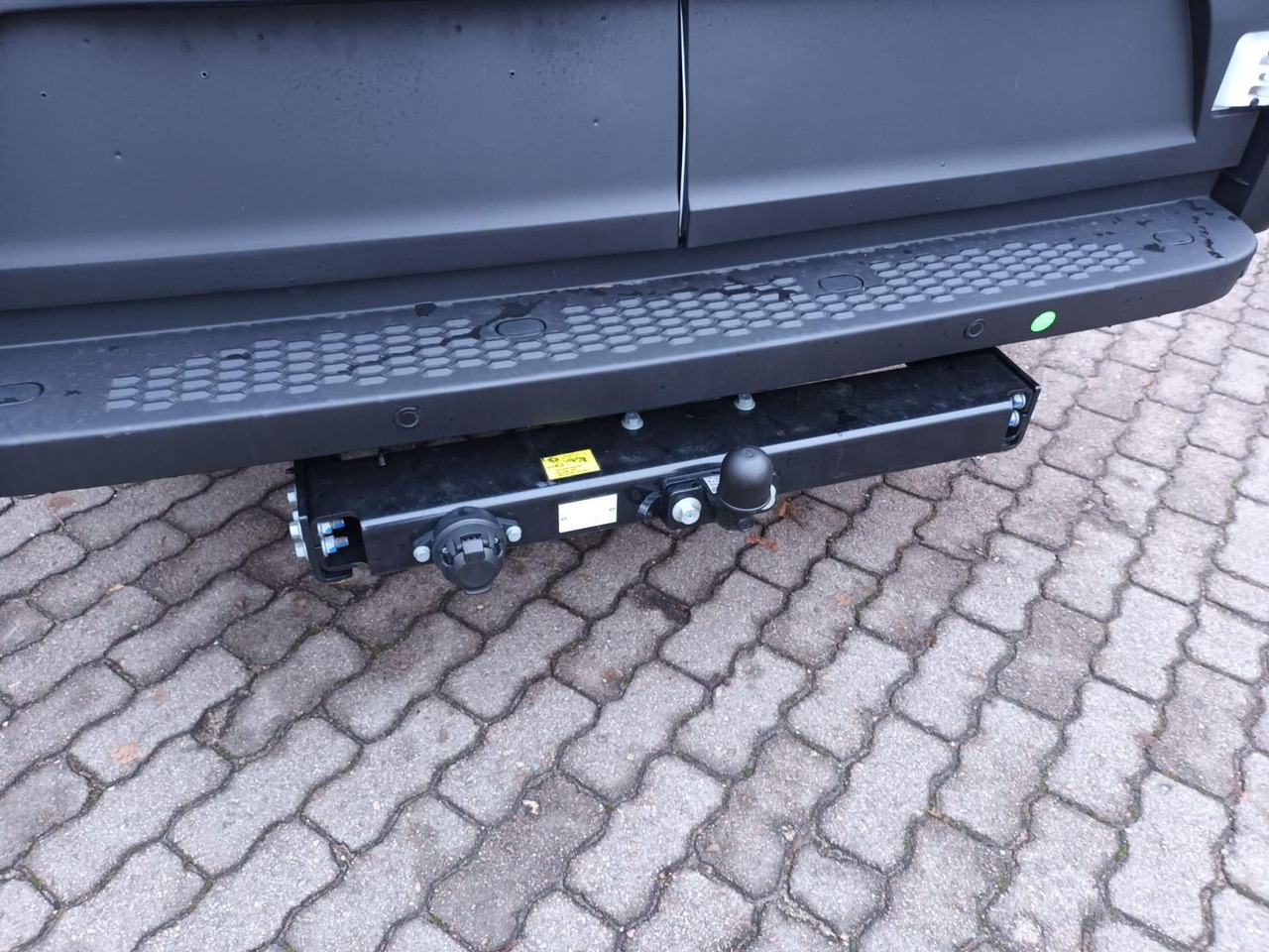 Iveco Daily 35S18HA8V 4100 KLIMA*AHK*RÜCKFAHRKAMERA... - Fourgon utilitaire: photos 4 Iveco Daily 35S18HA8V 4100 KLIMA*AHK*RÜCKFAHRKAMERA... - Fourgon utilitaire: photos 4