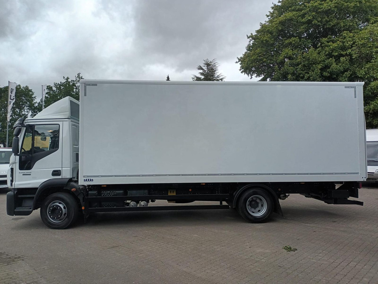 Iveco ML120E25/P mit SAXAS LBW 185 kW (252 PS), Aut... - Fourgon grand volume: photos 2 Iveco ML120E25/P mit SAXAS LBW 185 kW (252 PS), Aut... - Fourgon grand volume: photos 2