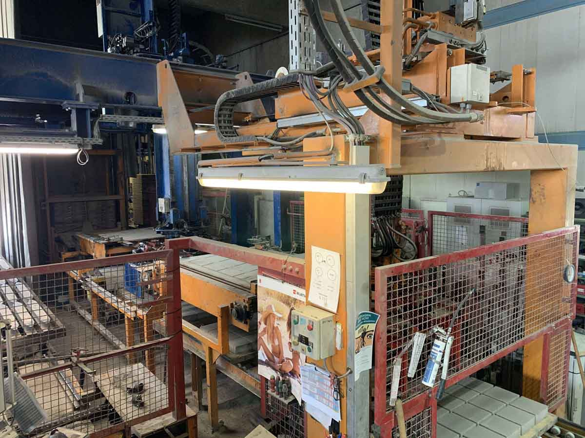 OMAG K1400 – Block stacking system / Stein-Paketieranlage - Machine-outil: photos 3 OMAG K1400 – Block stacking system / Stein-Paketieranlage - Machine-outil: photos 3