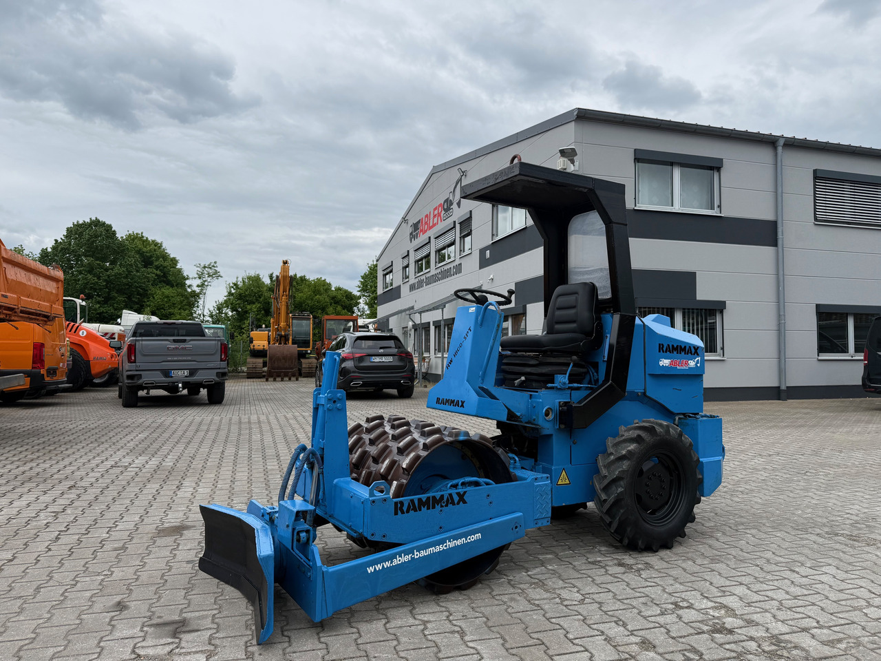 Rammax RW1800 SPT Erdbauwalze mit Schild - Compacteur: photos 2 Rammax RW1800 SPT Erdbauwalze mit Schild - Compacteur: photos 2