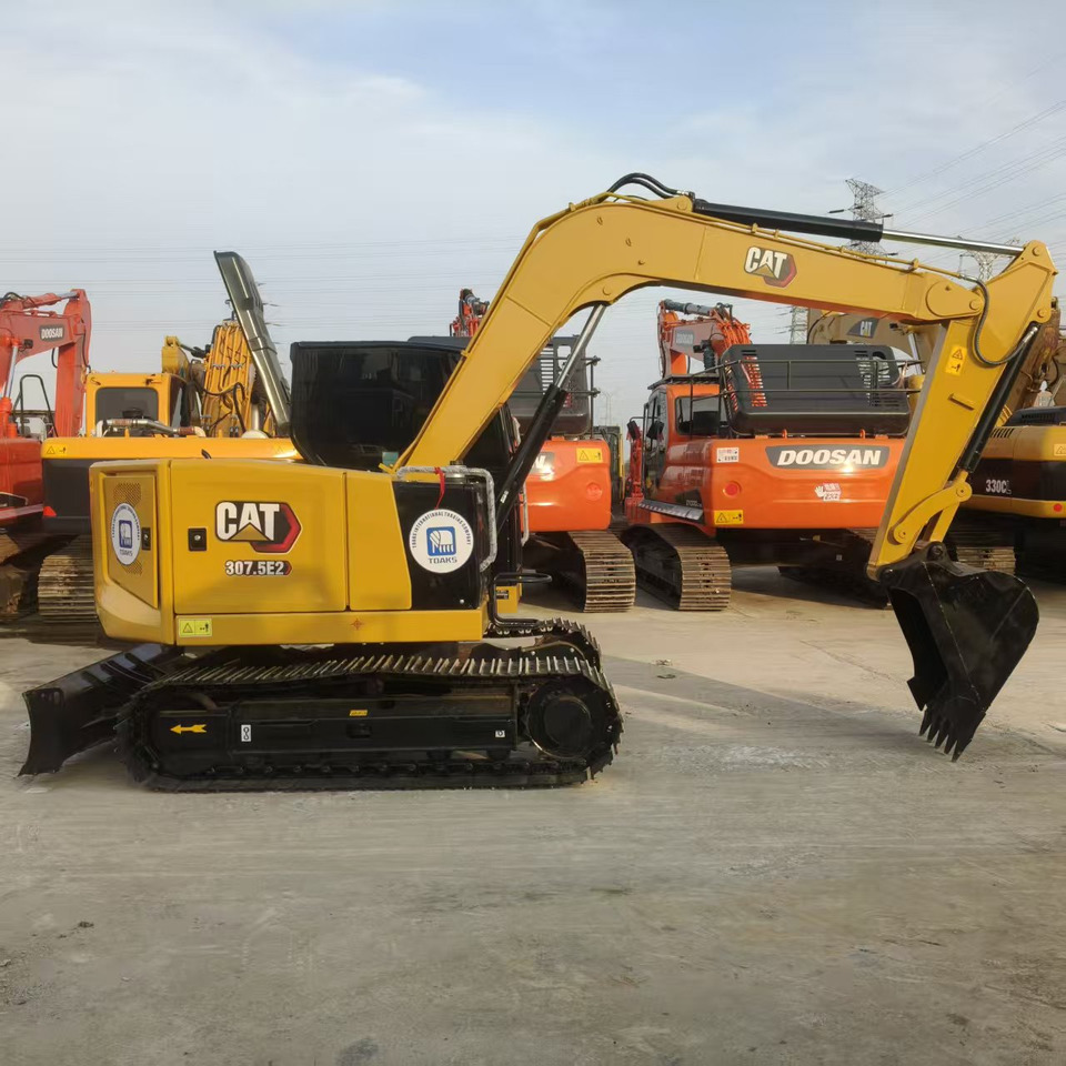 CATERPILLAR 307.5 - Mini pelle: photos 1 CATERPILLAR 307.5 - Mini pelle: photos 1