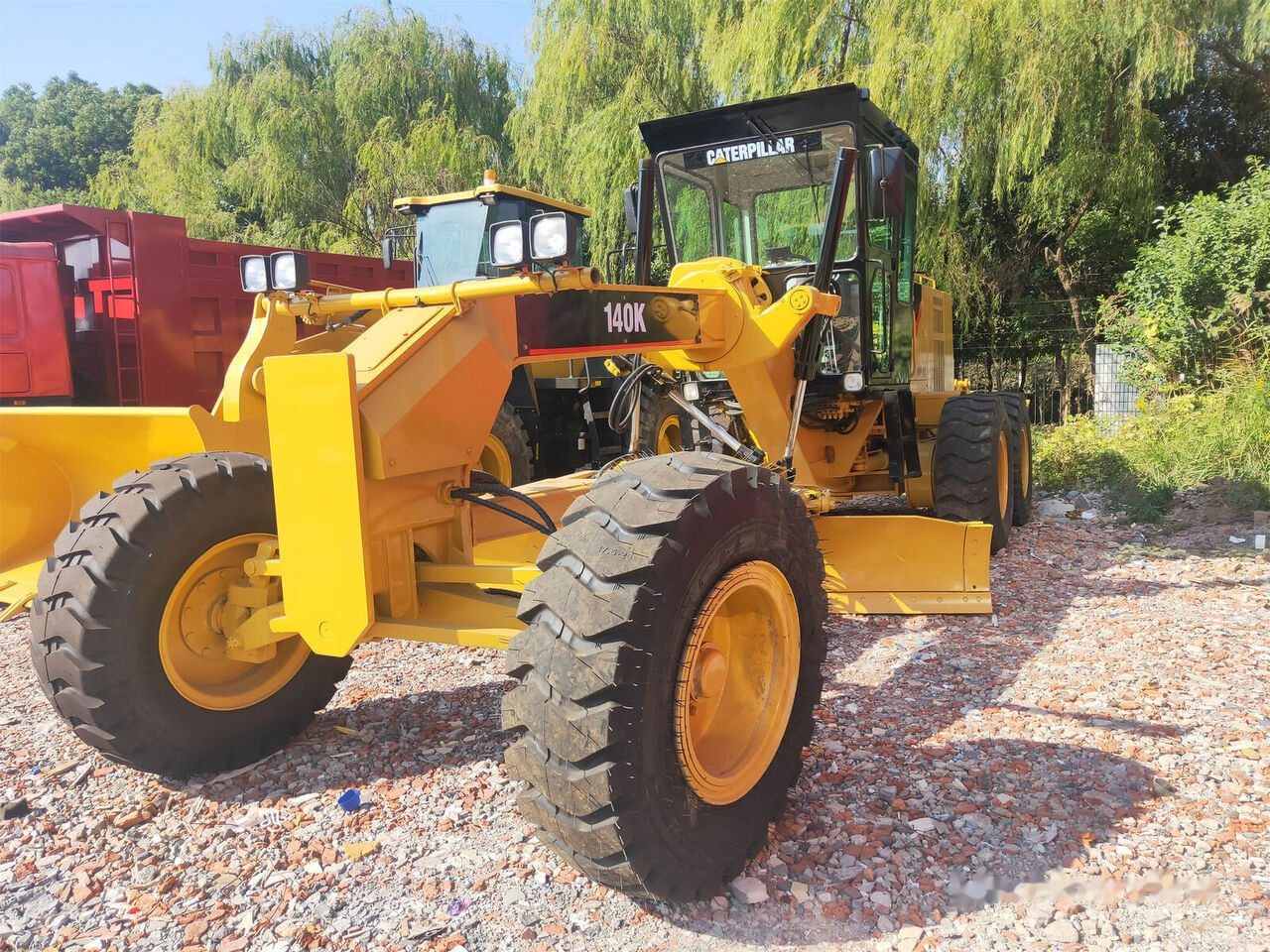 Caterpillar 140K - Niveleuse: photos 1 Caterpillar 140K - Niveleuse: photos 1