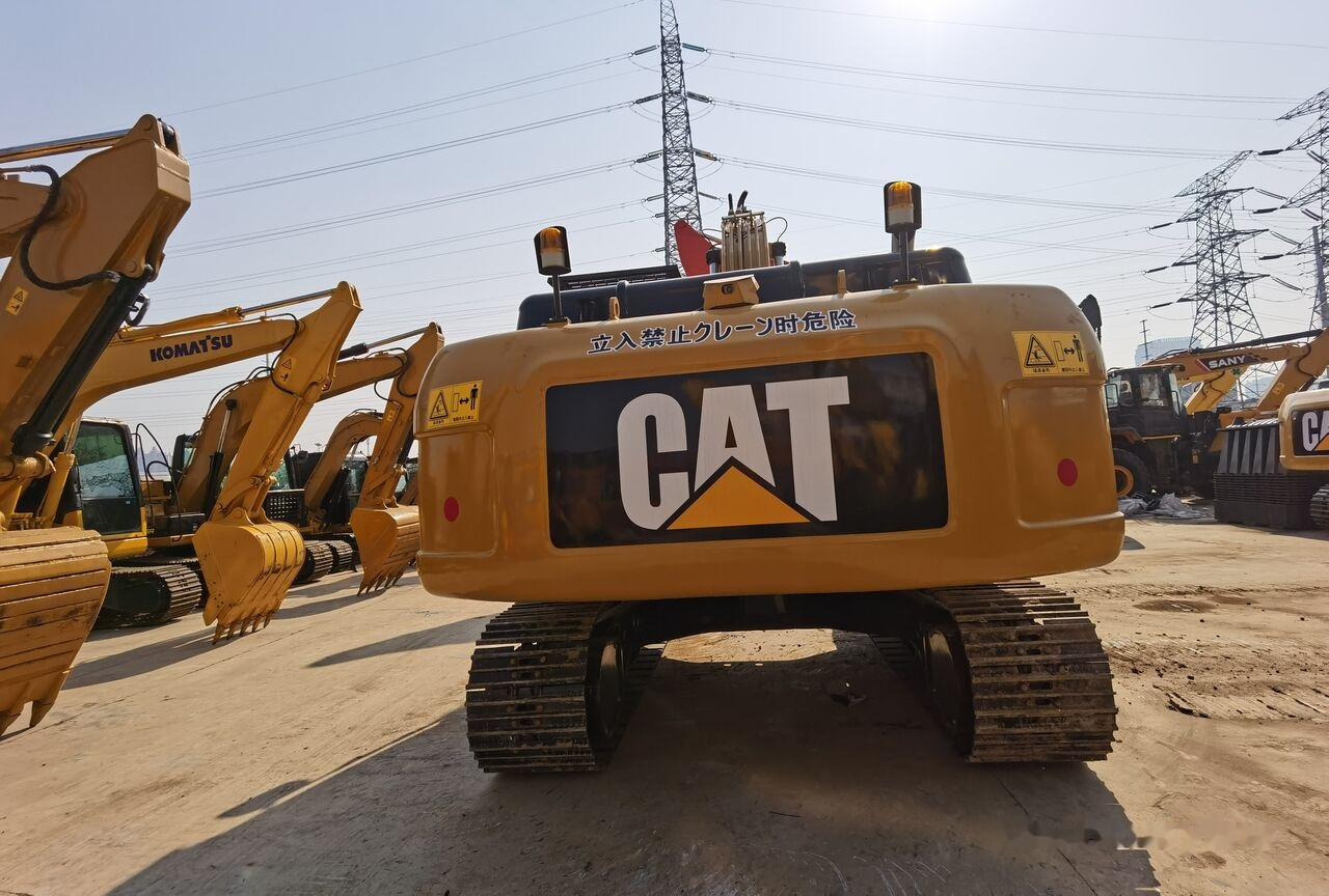 Caterpillar 324D2 - Pelle sur chenille: photos 3 Caterpillar 324D2 - Pelle sur chenille: photos 3