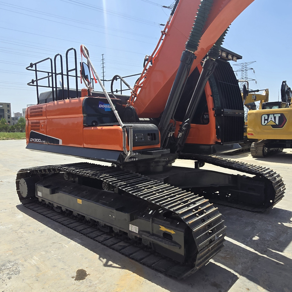 Doosan DX300 - Pelle: photos 1 Doosan DX300 - Pelle: photos 1