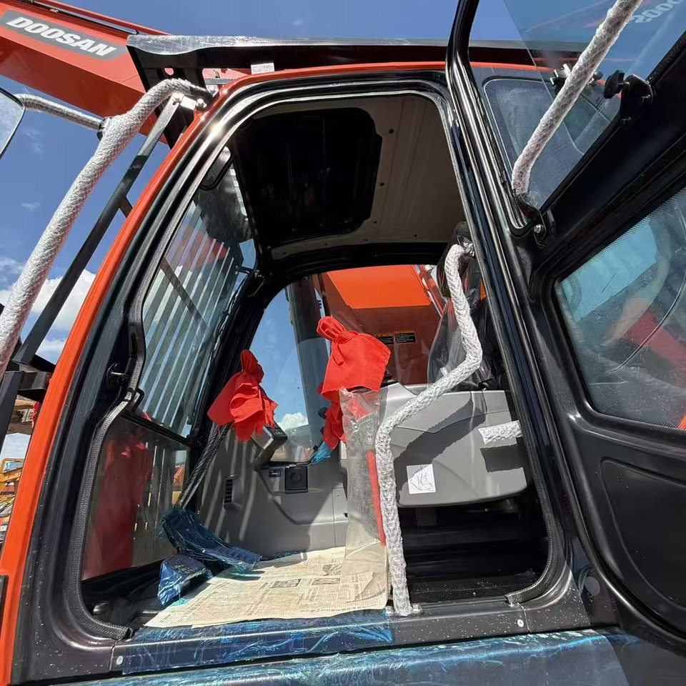 Pelle Doosan DX340: photos 11 Pelle Doosan DX340: photos 11