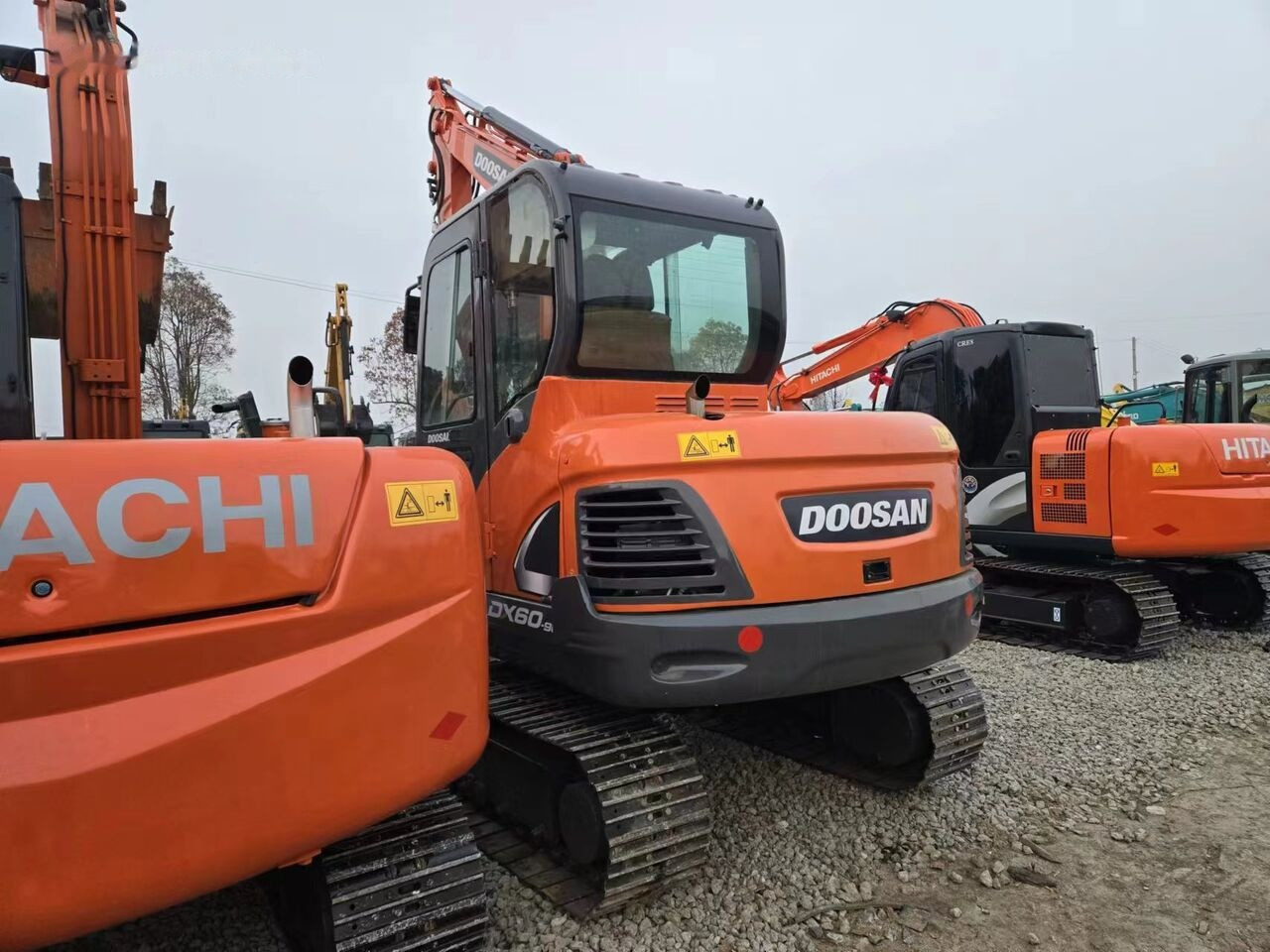 Doosan DX60-9 - Pelle sur chenille: photos 3 Doosan DX60-9 - Pelle sur chenille: photos 3