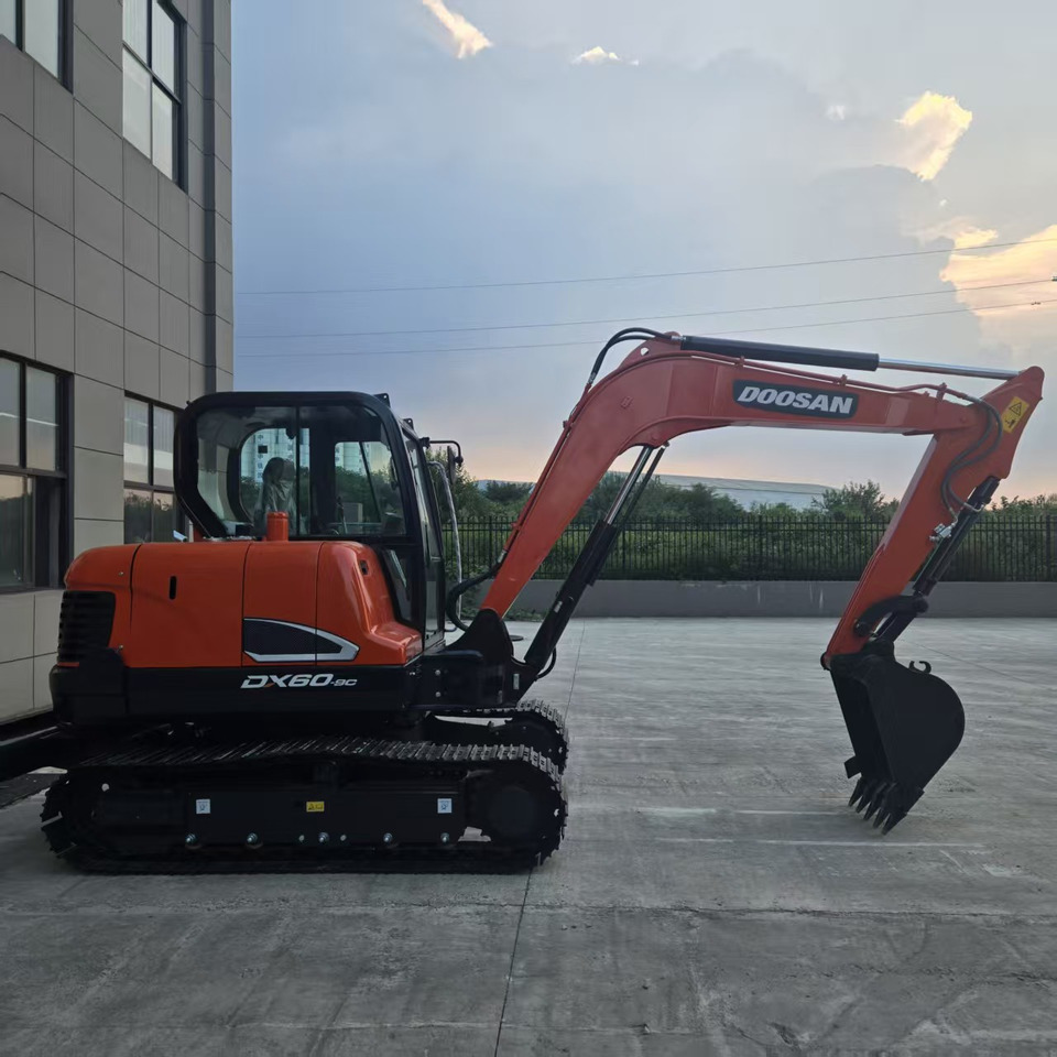 Doosan DX60 - Mini pelle: photos 2 Doosan DX60 - Mini pelle: photos 2