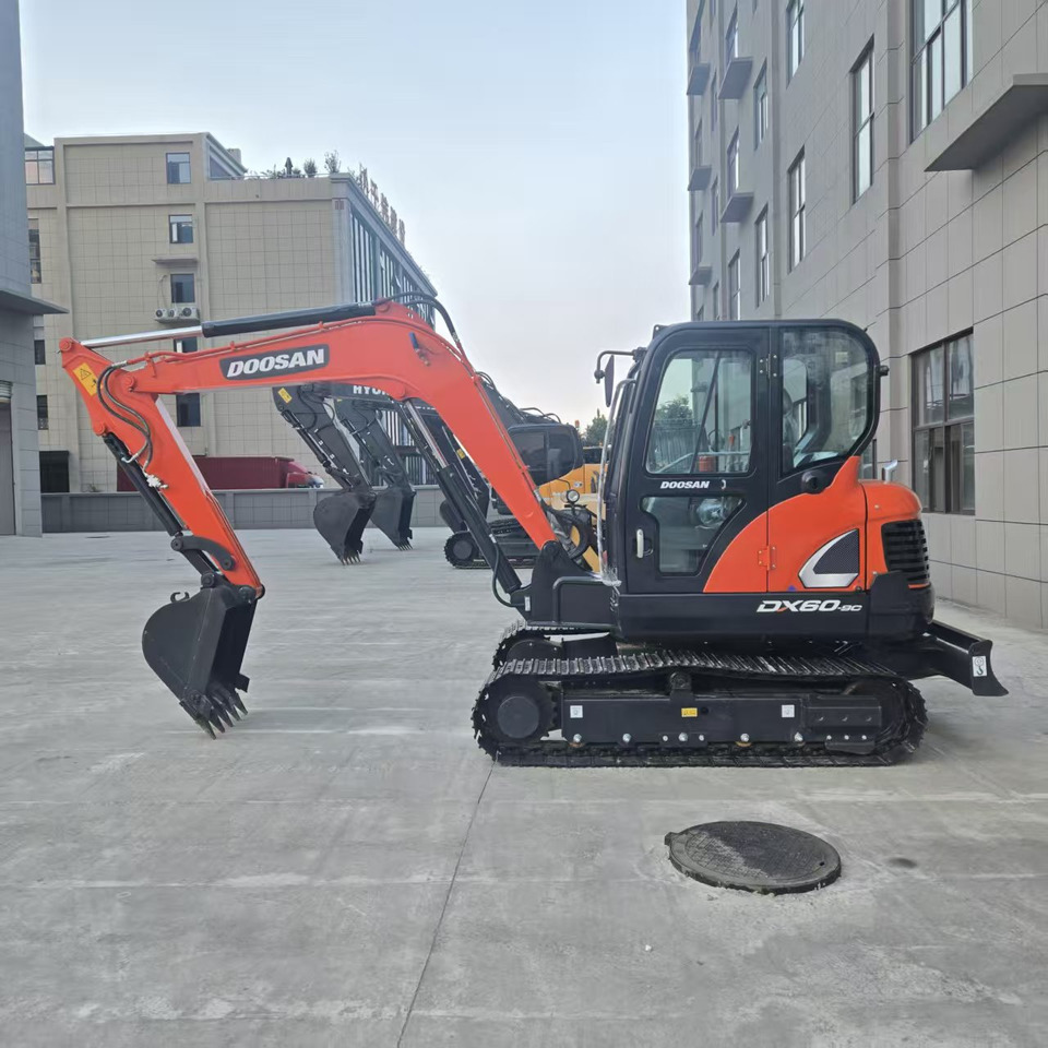 Doosan DX60 - Mini pelle: photos 1 Doosan DX60 - Mini pelle: photos 1