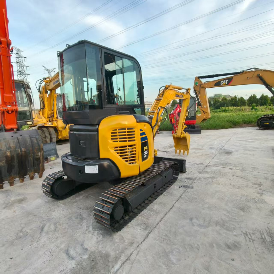 KOMATSU PC35MR - Mini pelle: photos 4 KOMATSU PC35MR - Mini pelle: photos 4