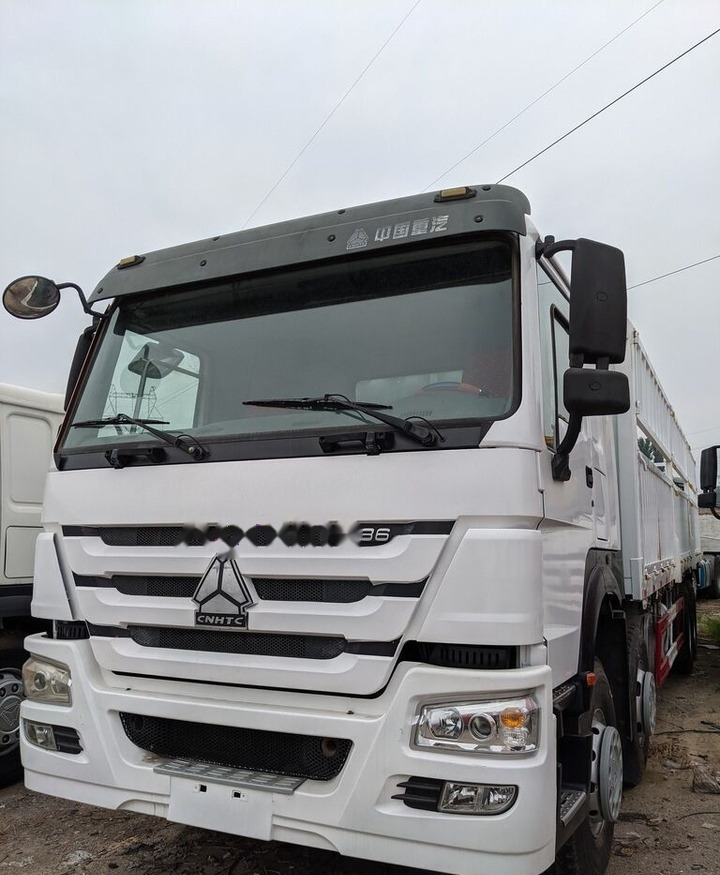 Sinotruk HOWO 8*4 Fence Truck - Camion plateau: photos 2 Sinotruk HOWO 8*4 Fence Truck - Camion plateau: photos 2