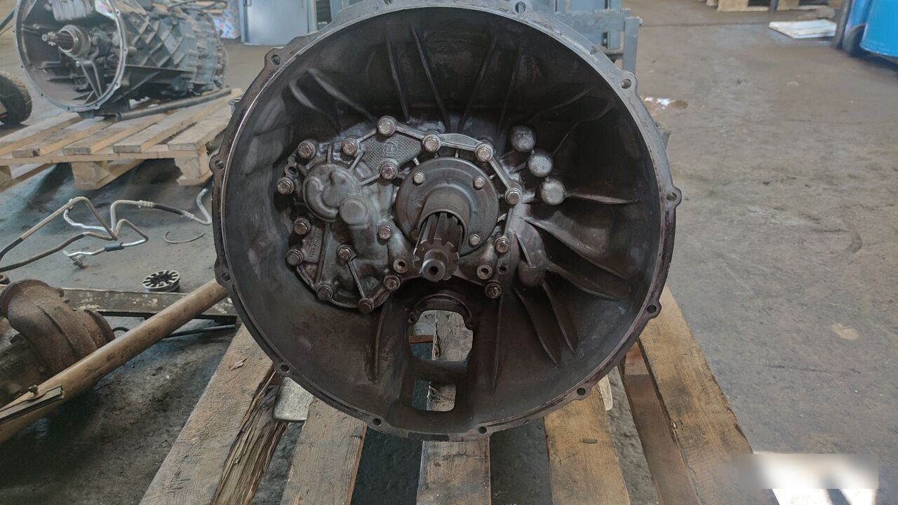 ZF 16S2333 DAF XF 106 truck - Boîte de vitesse pour Camion: photos 3 ZF 16S2333 DAF XF 106 truck - Boîte de vitesse pour Camion: photos 3