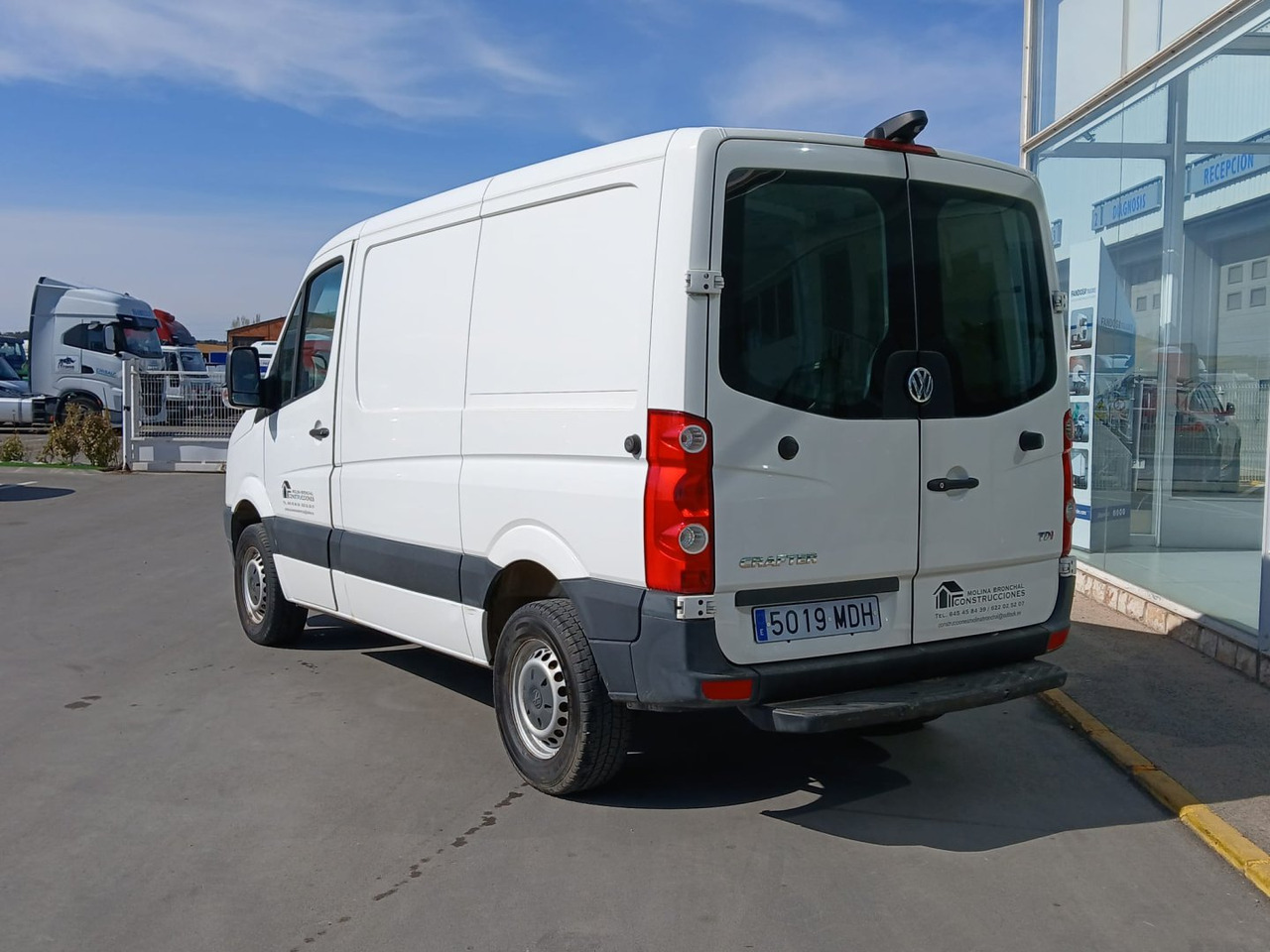 Furgón Volkswagen CRAFTER 2.4 105 CV - Fourgon utilitaire: photos 4 Furgón Volkswagen CRAFTER 2.4 105 CV - Fourgon utilitaire: photos 4