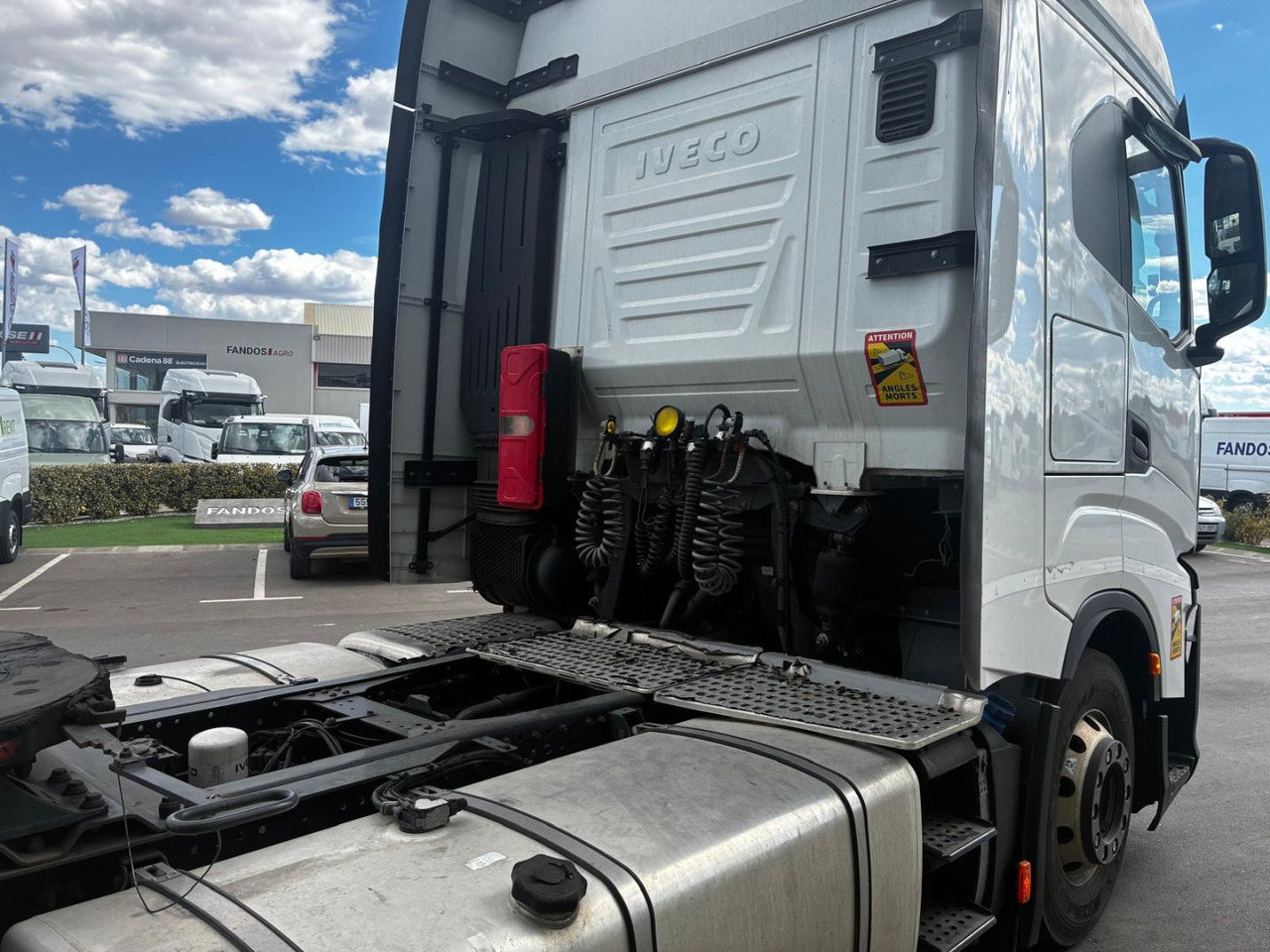 Cabeza Tractora IVECO 460 AUTOMATICO INTARDER ADR - Tracteur routier: photos 5 Cabeza Tractora IVECO 460 AUTOMATICO INTARDER ADR - Tracteur routier: photos 5