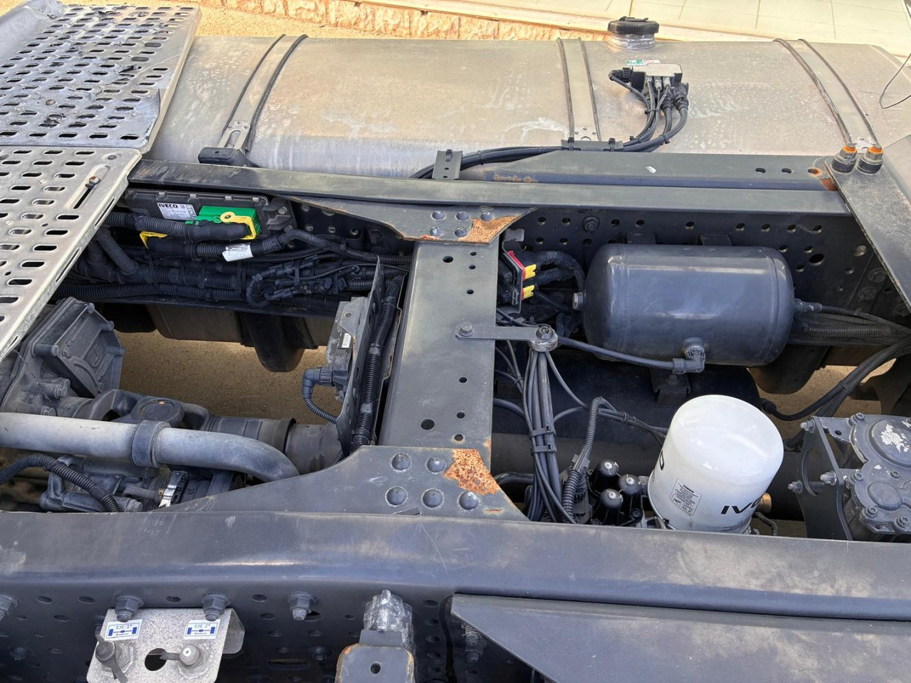 Cabeza Tractora IVECO S-WAY 510 AUTOMATICO CON INTARDER - Tracteur routier: photos 5 Cabeza Tractora IVECO S-WAY 510 AUTOMATICO CON INTARDER - Tracteur routier: photos 5