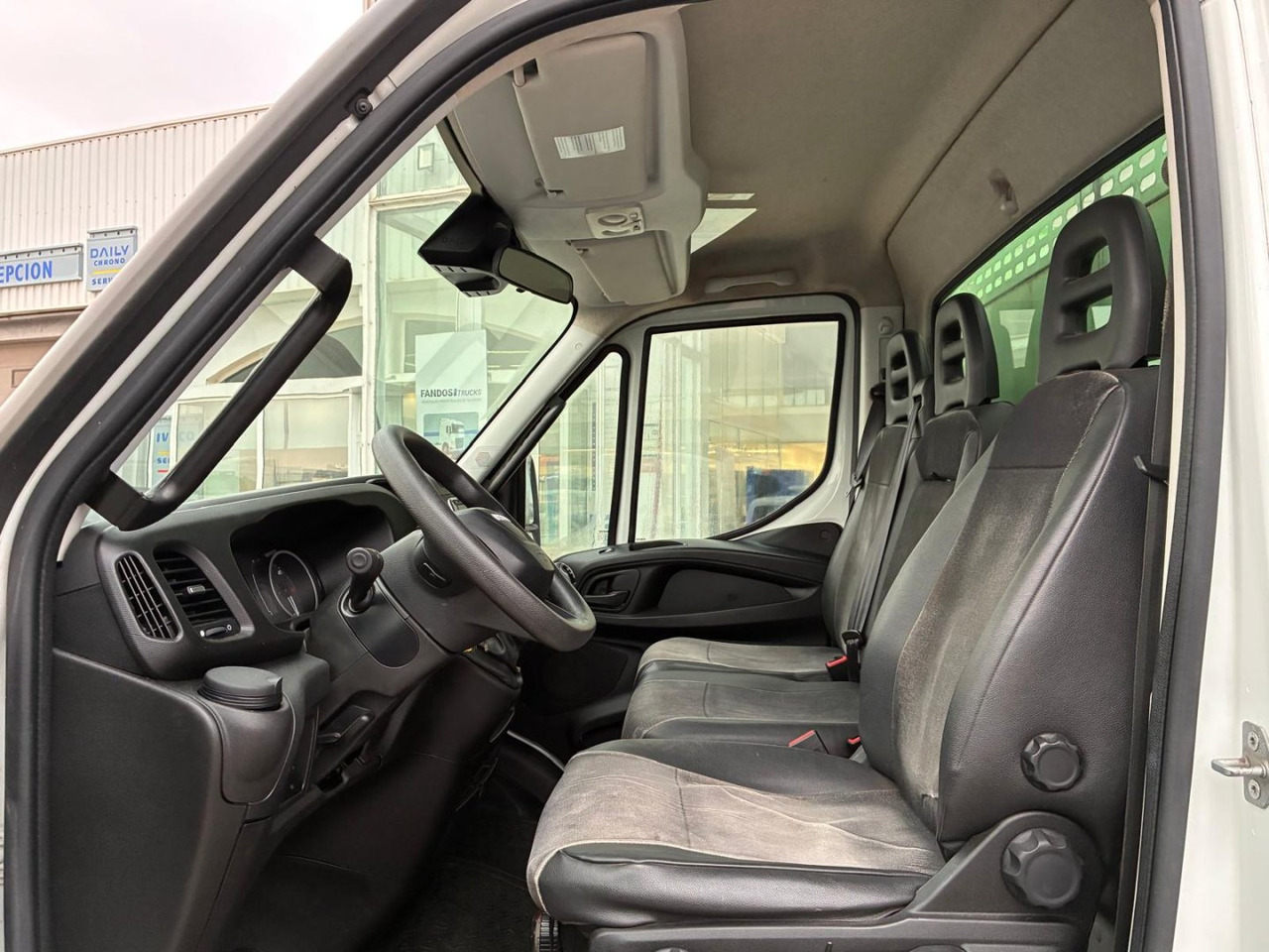 Crédit-bail de Volquete/Dumper IVECO 35C16 3.0 CAJA BASCULANTE Volquete/Dumper IVECO 35C16 3.0 CAJA BASCULANTE: photos 8 Crédit-bail de Volquete/Dumper IVECO 35C16 3.0 CAJA BASCULANTE Volquete/Dumper IVECO 35C16 3.0 CAJA BASCULANTE: photos 8