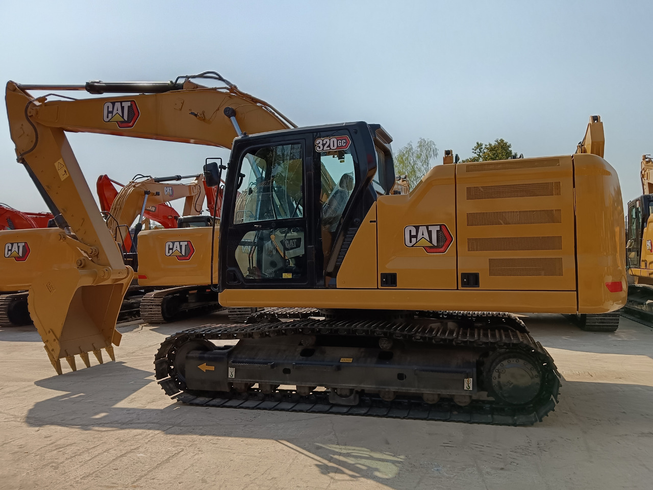 CAT 320 GC - Pelle sur chenille: photos 2 CAT 320 GC - Pelle sur chenille: photos 2