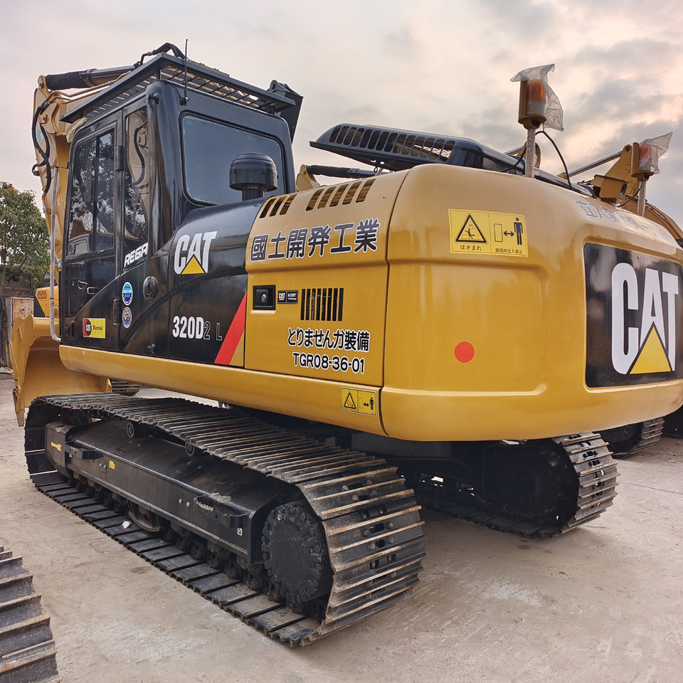 CAT 320D 320 D2 L - Pelle sur chenille: photos 1 CAT 320D 320 D2 L - Pelle sur chenille: photos 1