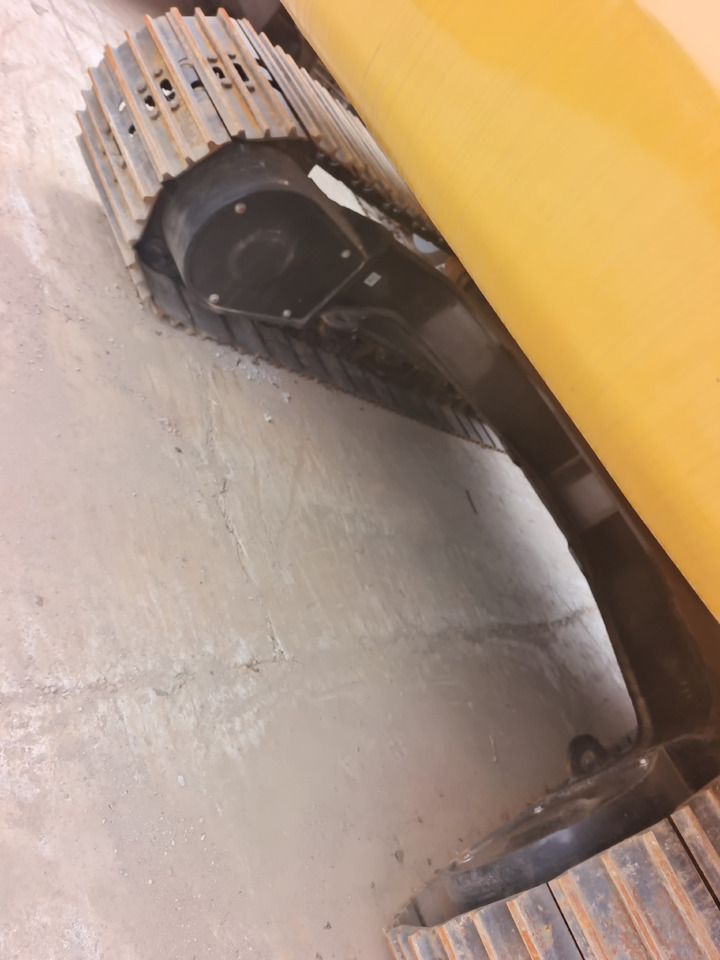 CAT 323 GC - Pelle sur chenille: photos 5 CAT 323 GC - Pelle sur chenille: photos 5