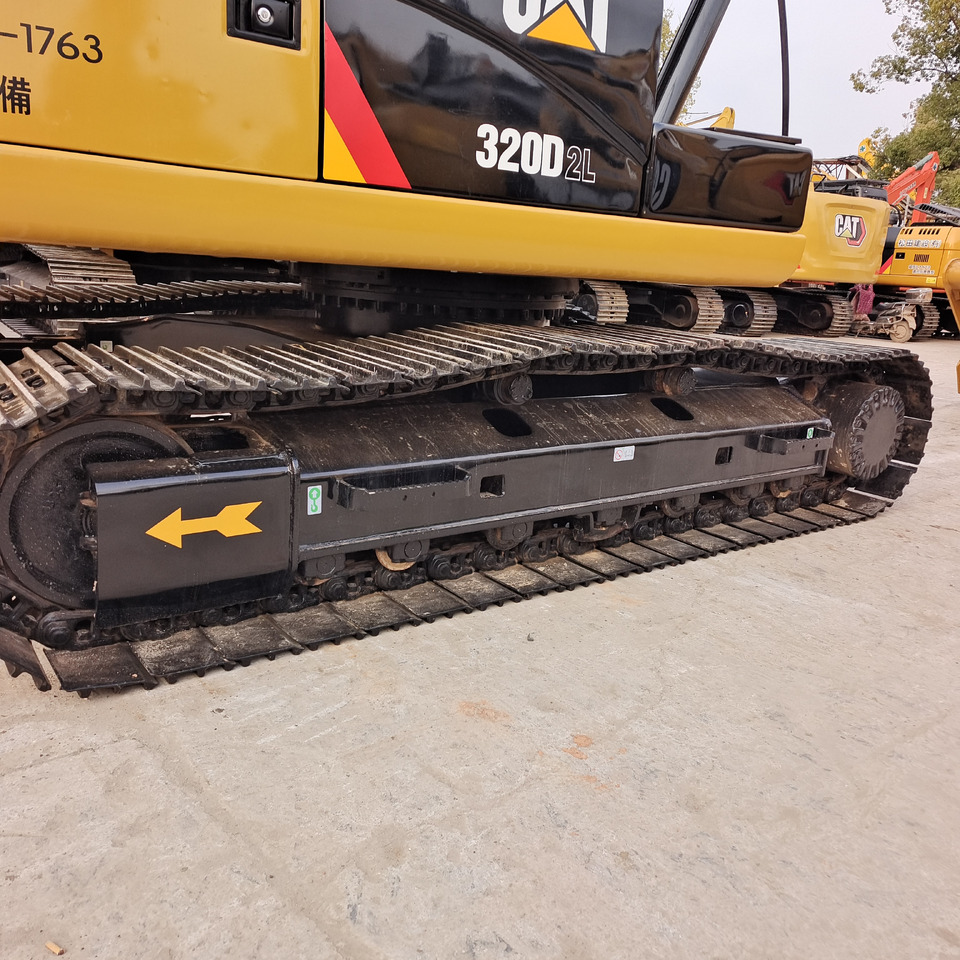 CATERPILLAR 320D CAT 320 D2 L 320GC - Pelle sur chenille: photos 2 CATERPILLAR 320D CAT 320 D2 L 320GC - Pelle sur chenille: photos 2