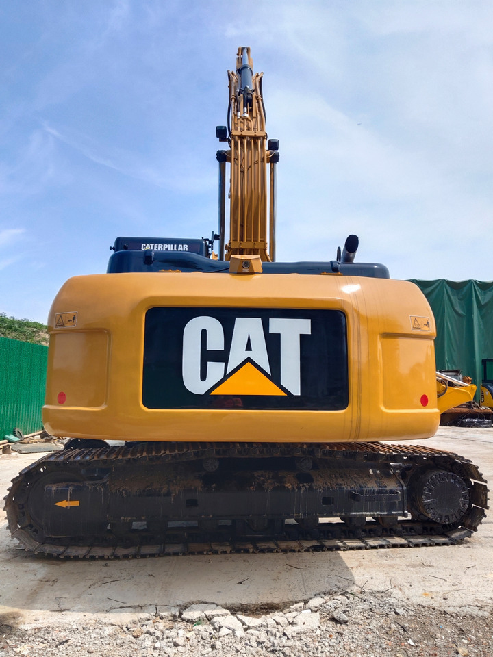 CATERPILLAR 320D2 Caterpillar 320D D2 L with Powerful C7.1 Diesel Engine - Pelle sur chenille: photos 2 CATERPILLAR 320D2 Caterpillar 320D D2 L with Powerful C7.1 Diesel Engine - Pelle sur chenille: photos 2