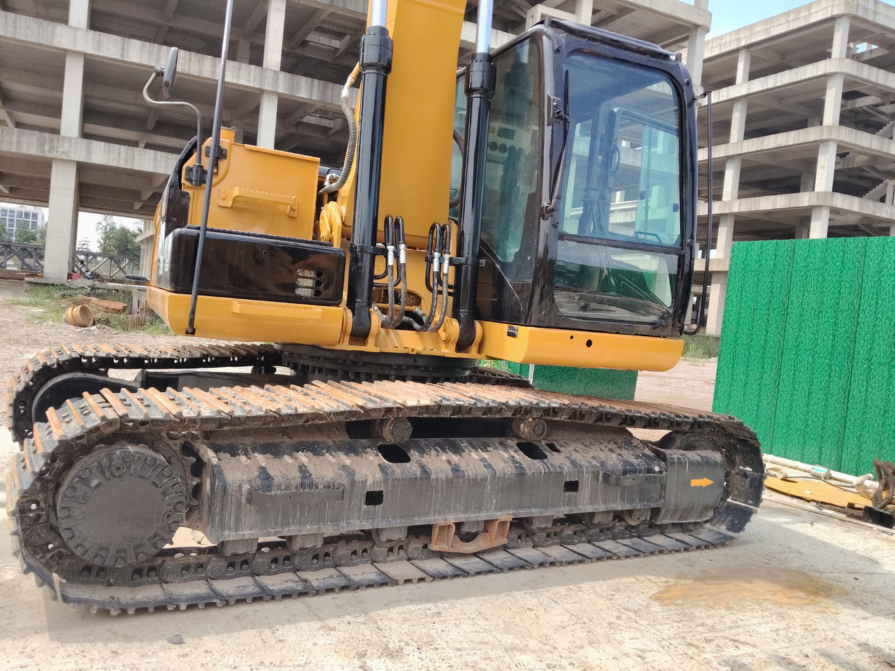 CATERPILLAR 320D2L with C7.1 ENGINE CAT 320D2 L 320 D 2 L C 7.1 ENGINE - Pelle sur chenille: photos 4 CATERPILLAR 320D2L with C7.1 ENGINE CAT 320D2 L 320 D 2 L C 7.1 ENGINE - Pelle sur chenille: photos 4