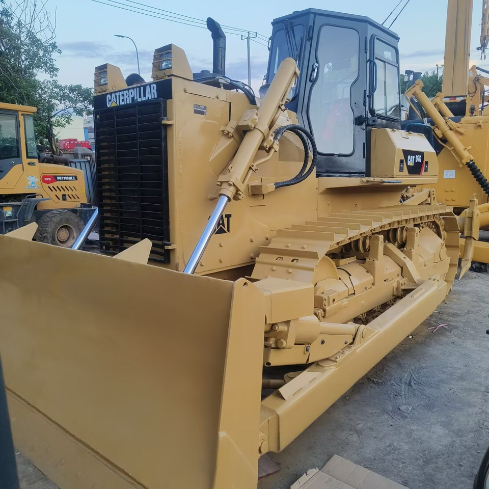 CATERPILLAR D7G CAT D 7 G - Bulldozer: photos 1 CATERPILLAR D7G CAT D 7 G - Bulldozer: photos 1