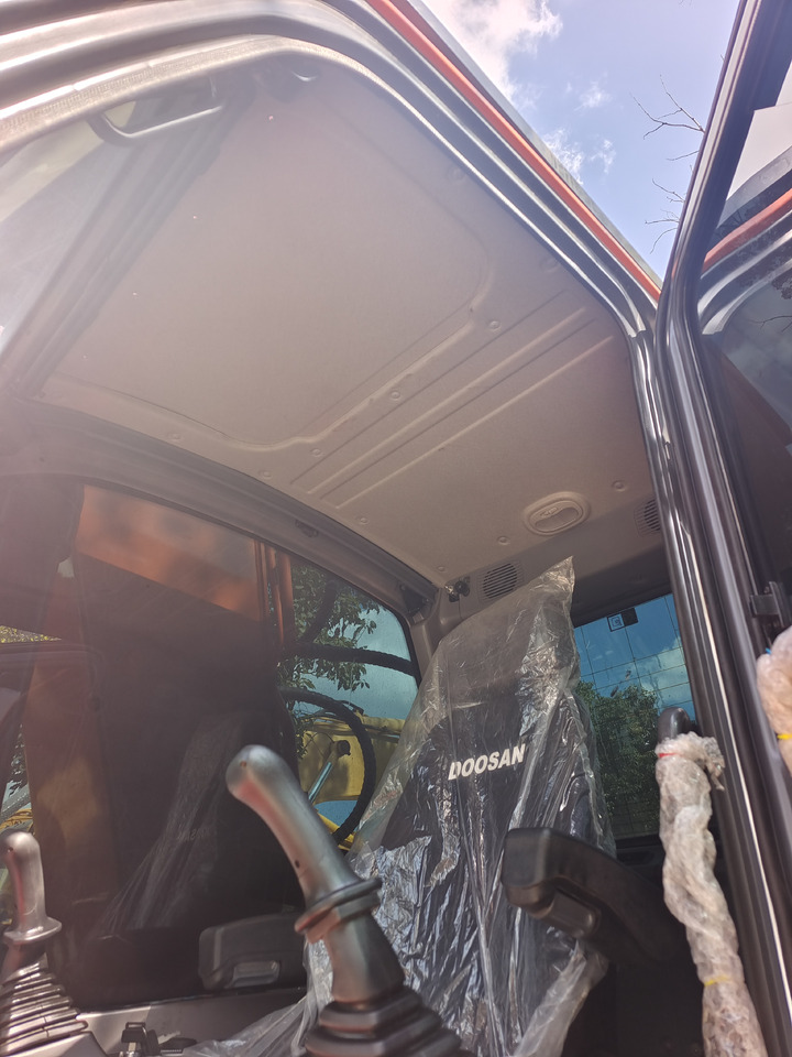 DOOSAN DX225 DX300 DX340 DX225LCA DX225LC-9C - Pelle sur chenille: photos 5 DOOSAN DX225 DX300 DX340 DX225LCA DX225LC-9C - Pelle sur chenille: photos 5