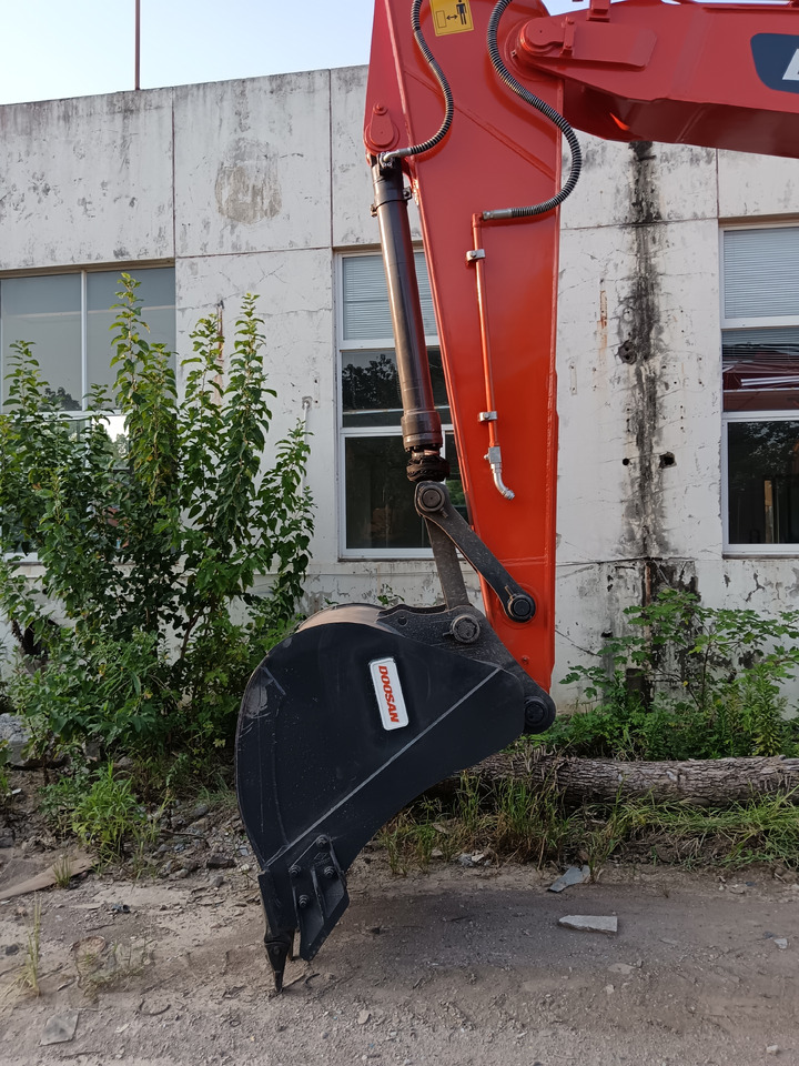 DOOSAN DX225 LC - 9C - Pelle sur chenille: photos 3 DOOSAN DX225 LC - 9C - Pelle sur chenille: photos 3