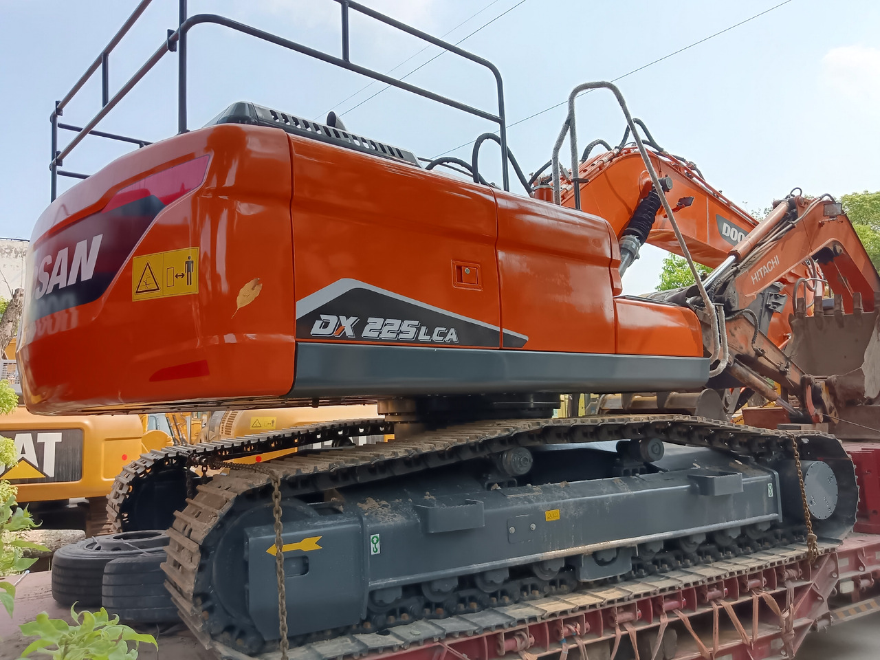 DOOSAN DX225 LCA DX 225 LC - 9C - Pelle sur chenille: photos 3 DOOSAN DX225 LCA DX 225 LC - 9C - Pelle sur chenille: photos 3