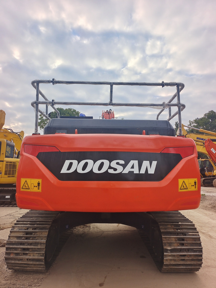 DOOSAN DX225LCA DX 225 LC - 9C - Pelle sur chenille: photos 2 DOOSAN DX225LCA DX 225 LC - 9C - Pelle sur chenille: photos 2