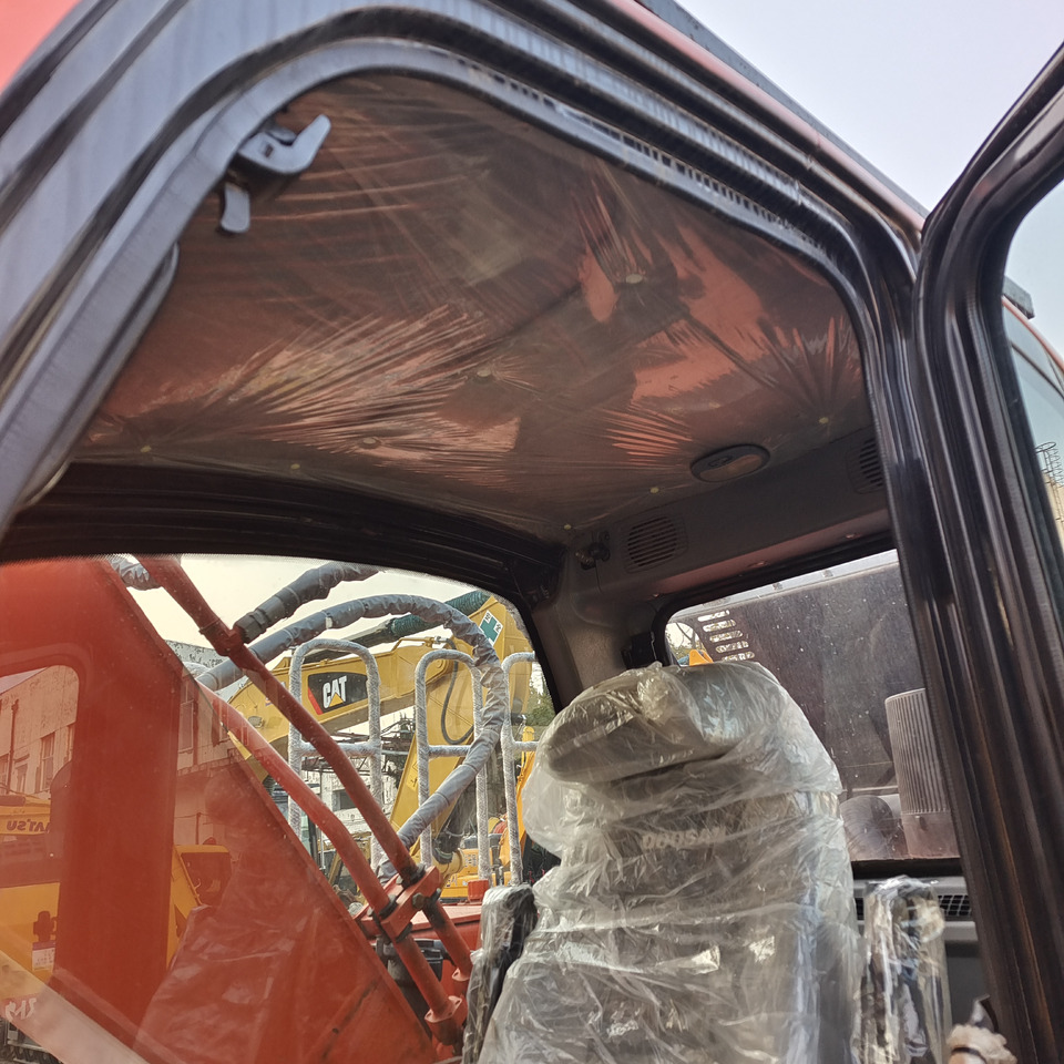 DOOSAN DX300 LC-9C DX 300 LCA DX340 DX225 - Pelle sur chenille: photos 3 DOOSAN DX300 LC-9C DX 300 LCA DX340 DX225 - Pelle sur chenille: photos 3