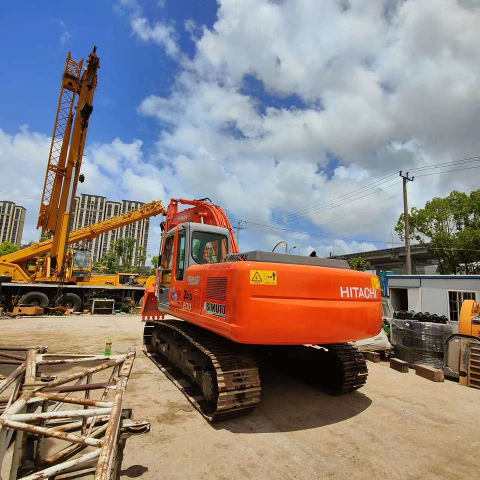 HITACHI ZX200 - 3 - Pelle sur chenille: photos 5 HITACHI ZX200 - 3 - Pelle sur chenille: photos 5