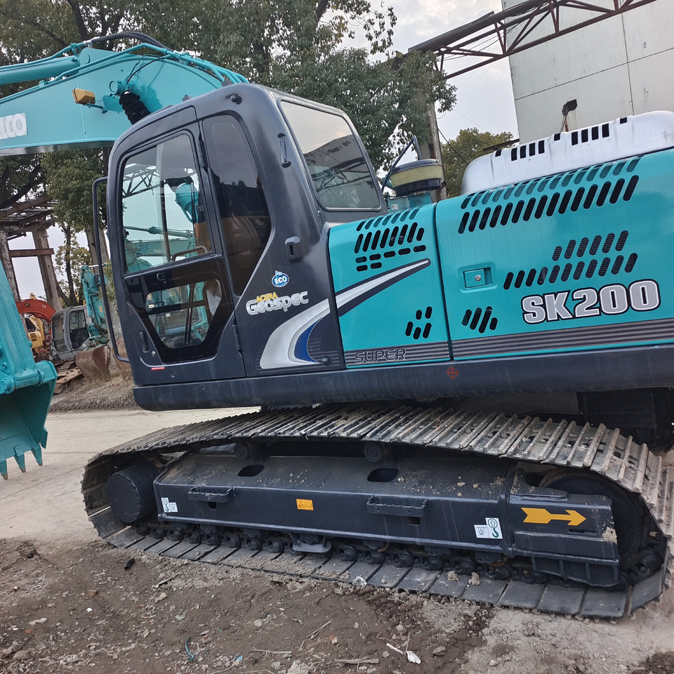 KOBELCO SK 200 - 8 SK 200-8 - Pelle sur chenille: photos 5 KOBELCO SK 200 - 8 SK 200-8 - Pelle sur chenille: photos 5