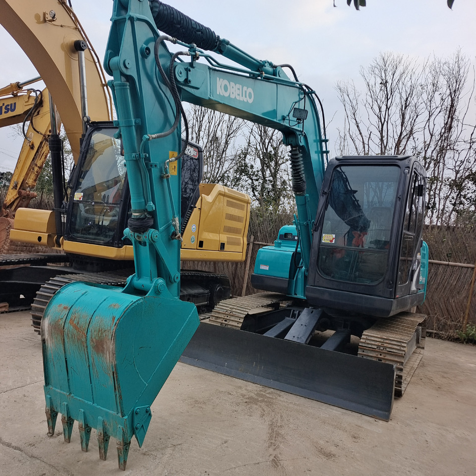 KOBELCO SK 75 - Mini pelle: photos 3 KOBELCO SK 75 - Mini pelle: photos 3