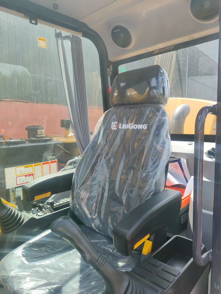 LIUGONG 9075FG4 BRAND NEW 7.5 TON DIGGER - Mini pelle: photos 4 LIUGONG 9075FG4 BRAND NEW 7.5 TON DIGGER - Mini pelle: photos 4