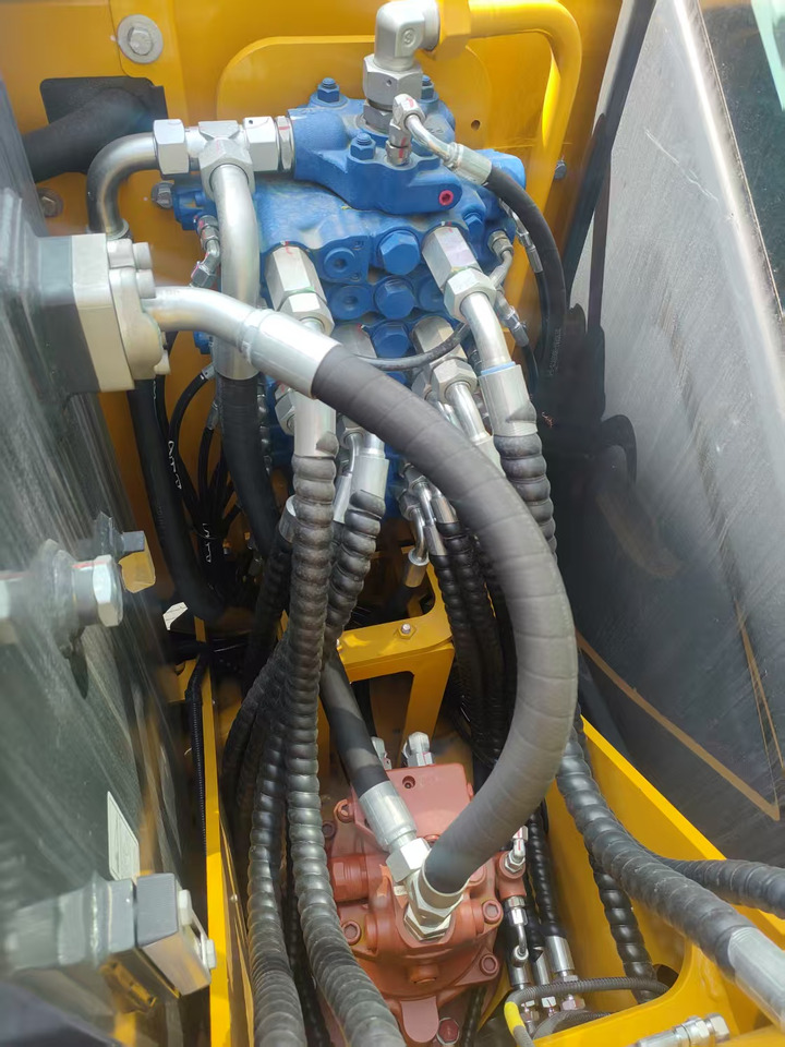 LIUGONG 9075FG4 BRAND NEW 7.5 TON DIGGER - Mini pelle: photos 3 LIUGONG 9075FG4 BRAND NEW 7.5 TON DIGGER - Mini pelle: photos 3