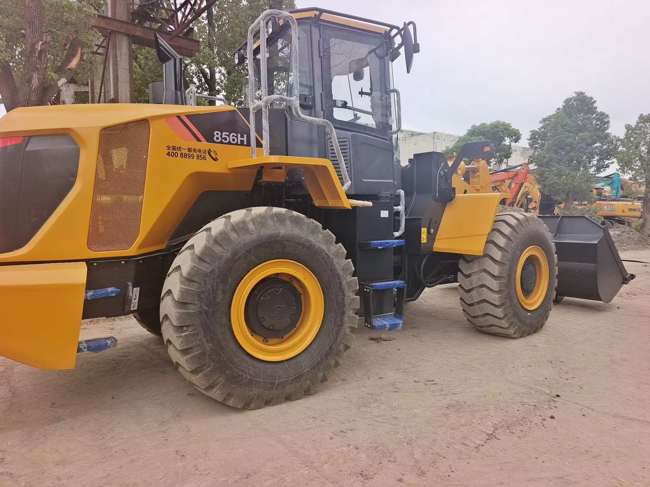 LIUGONG CLG 856H - Chargeuse sur pneus: photos 2 LIUGONG CLG 856H - Chargeuse sur pneus: photos 2
