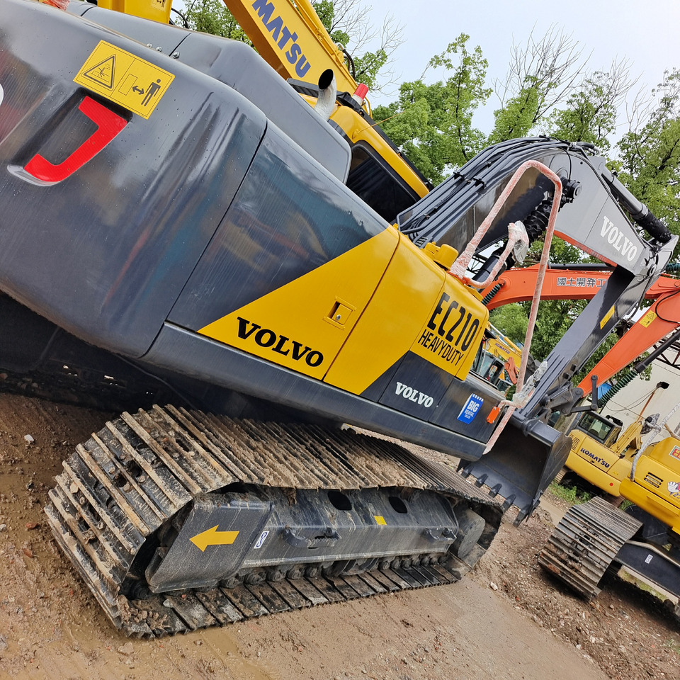 VOLVO EC210 EC210D EC210B - Pelle sur chenille: photos 5 VOLVO EC210 EC210D EC210B - Pelle sur chenille: photos 5