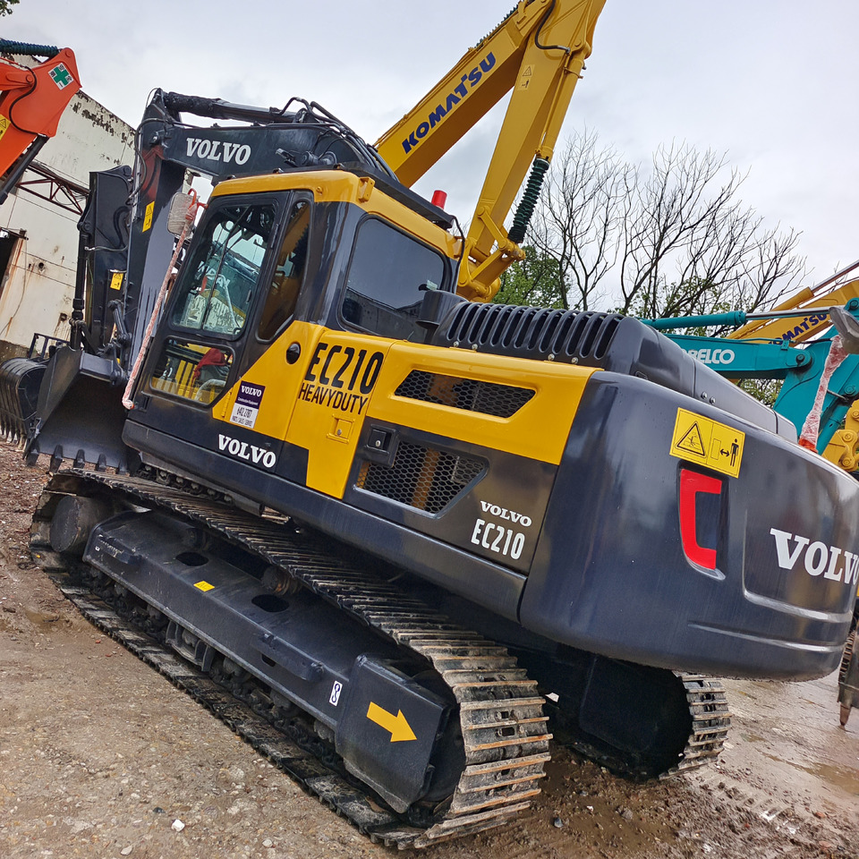 VOLVO EC210D EC210B EC380 - Pelle sur chenille: photos 2 VOLVO EC210D EC210B EC380 - Pelle sur chenille: photos 2