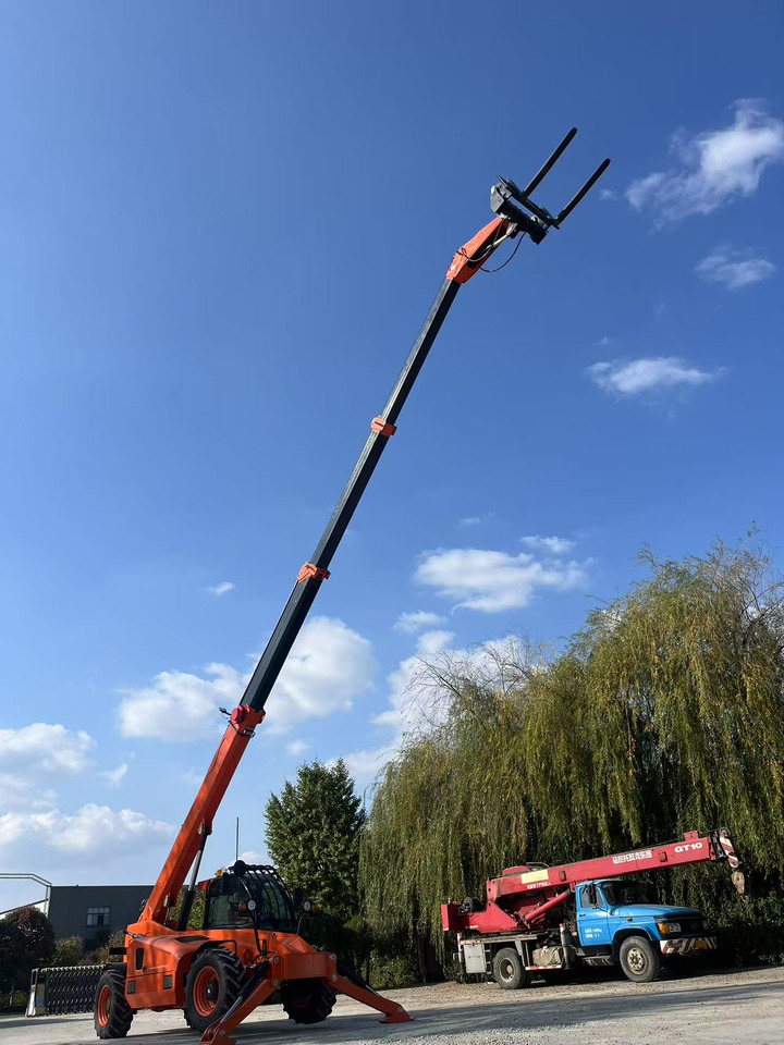 XCMG 17.5 METER TELEHANDLER BRAND NEW - Chariot télescopique: photos 1 XCMG 17.5 METER TELEHANDLER BRAND NEW - Chariot télescopique: photos 1
