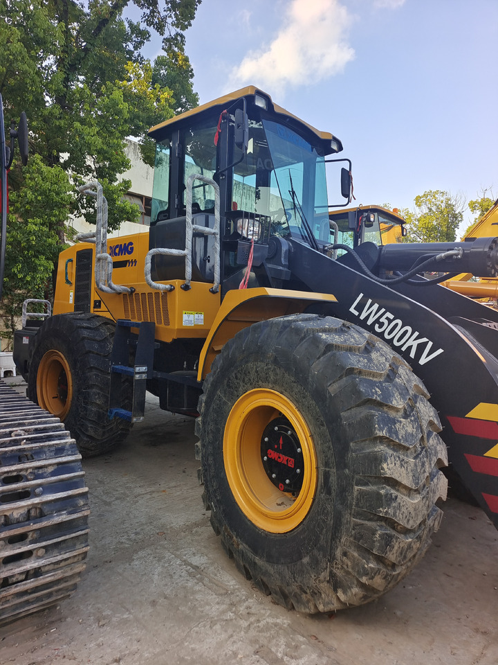 XCMG LW500KV - Chargeuse sur pneus: photos 5 XCMG LW500KV - Chargeuse sur pneus: photos 5