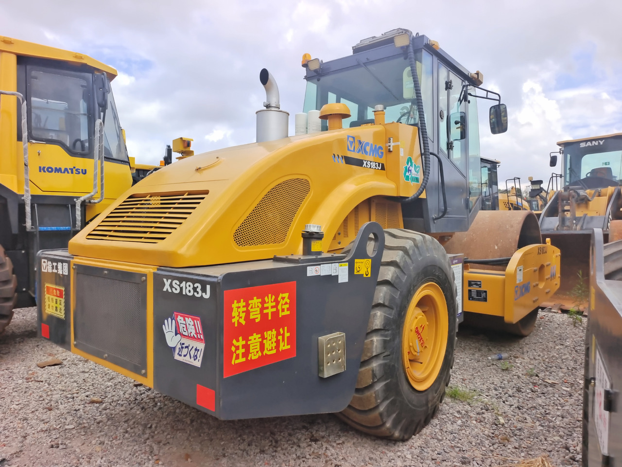 XCMG XS 183J - Rouleau compresseur: photos 4 XCMG XS 183J - Rouleau compresseur: photos 4