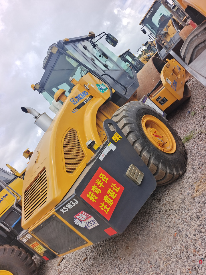 XCMG XS183J 203J 223J 263J - Rouleau compresseur: photos 3 XCMG XS183J 203J 223J 263J - Rouleau compresseur: photos 3