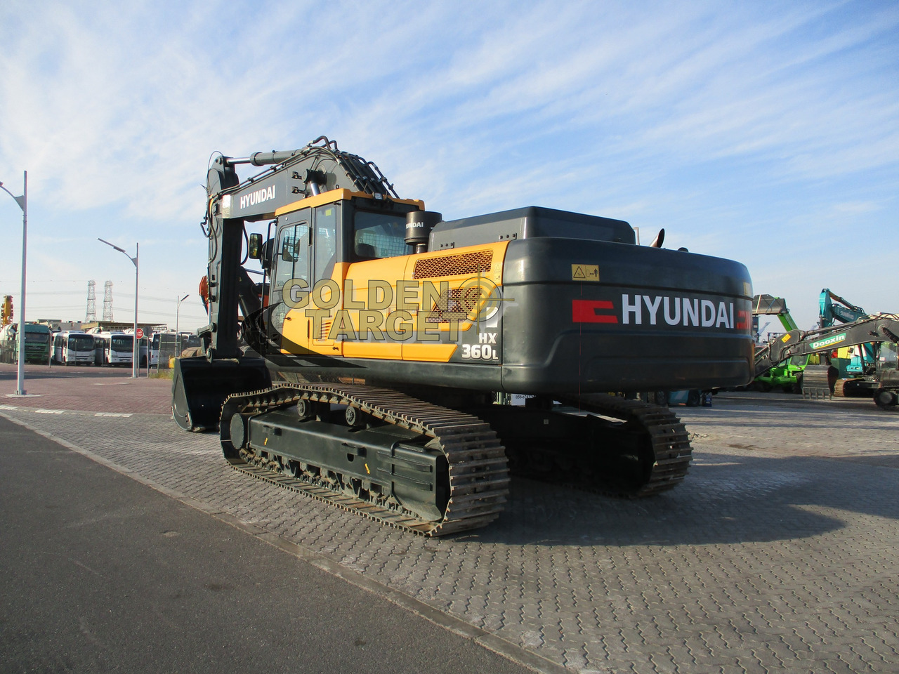 HYUNDAI HX360L Hydraulic Excavator - Pelle: photos 4 HYUNDAI HX360L Hydraulic Excavator - Pelle: photos 4