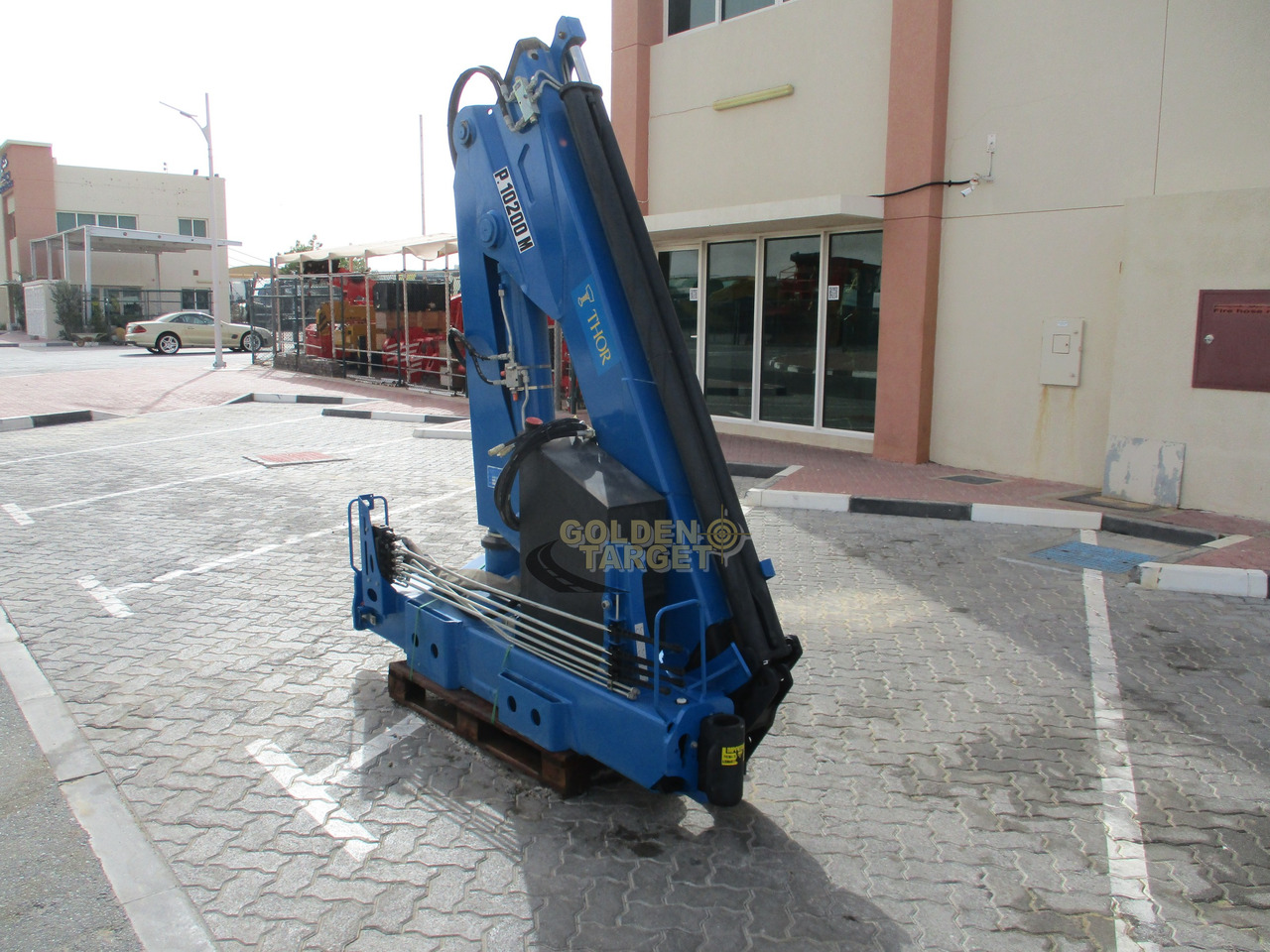 ING BONFIGLIOLI IBP 10200 M / 2SI Crane - Grue auxiliaire pour Camion: photos 1 ING BONFIGLIOLI IBP 10200 M / 2SI Crane - Grue auxiliaire pour Camion: photos 1